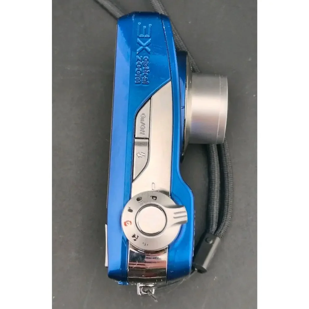 Kodak EasyShare M340 12MP Digital Camera - Blue - FOR PARTS / REPAIR - Powers On